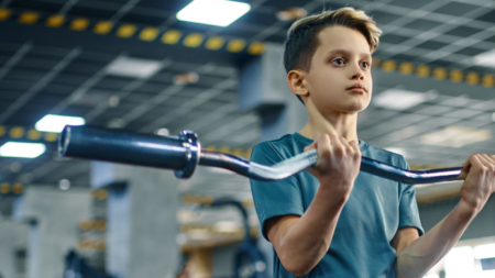 Est-ce que la musculation arrête la croissance ?
