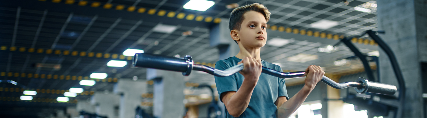 Est-ce que la musculation arrête la croissance ?