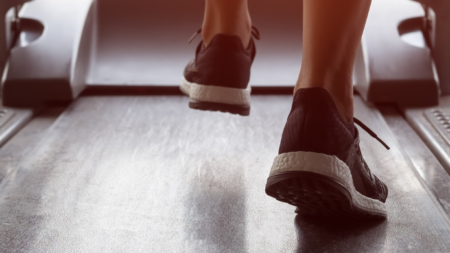 Comment améliorer son cardio efficacement – Alternatives sans course ou salle de sport