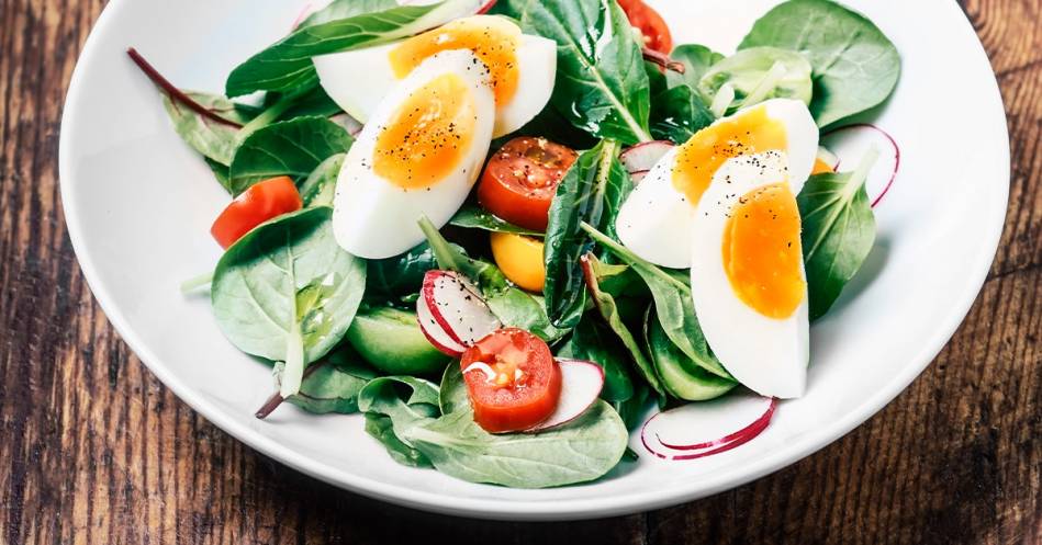 Votre repas du soir pourra être composé d’une viande blanche, de deux œufs durs, de légumes, d’une salade verte ou salade composée. 